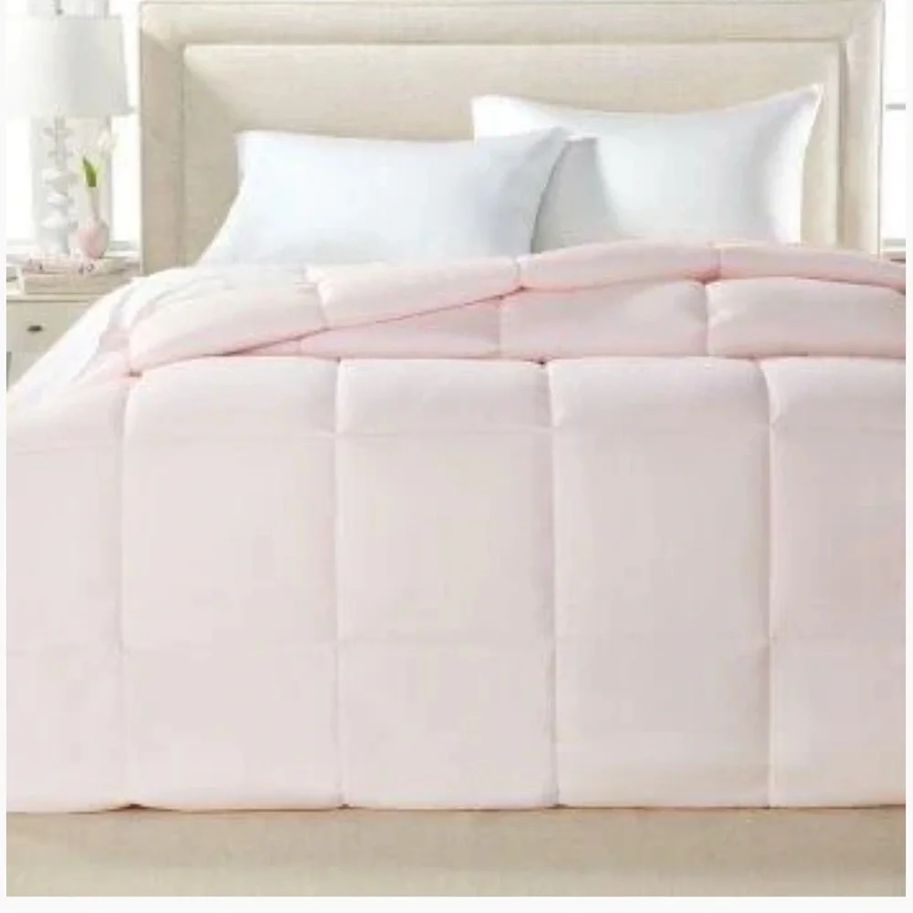 🆕 Royal Luxe King Size Microfiber Down Alternative Comforter 🌸 Light Pink –🌸NWT